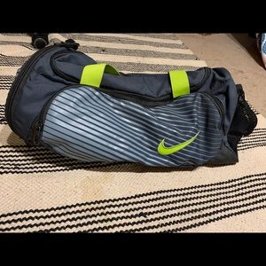 nike duffel bag